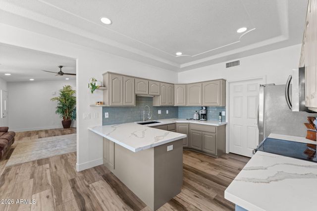 2149 W TERRACE Drive, Wickenburg, AZ 85390