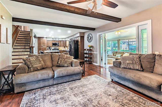 9047 Lowill Lane, Crestwood, MO 63126