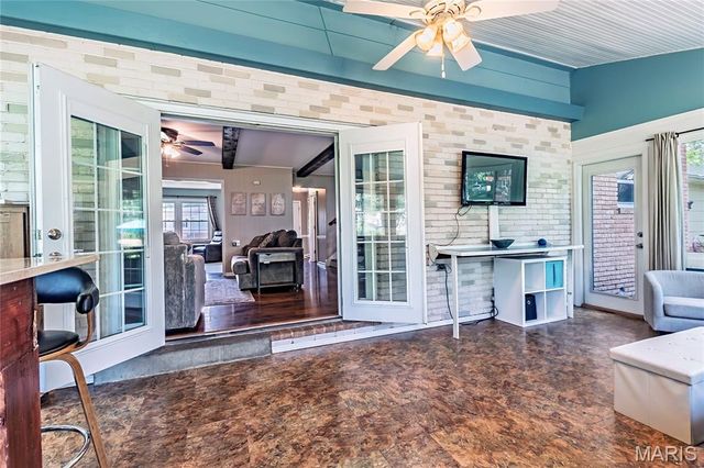 9047 Lowill Lane, Crestwood, MO 63126