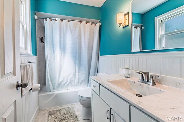 9047 Lowill Lane, Crestwood, MO 63126