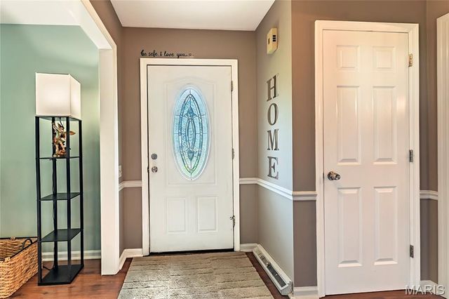 9047 Lowill Lane, Crestwood, MO 63126