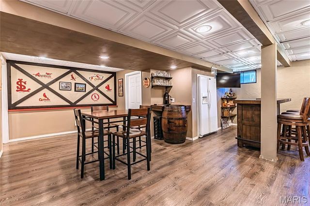 9047 Lowill Lane, Crestwood, MO 63126