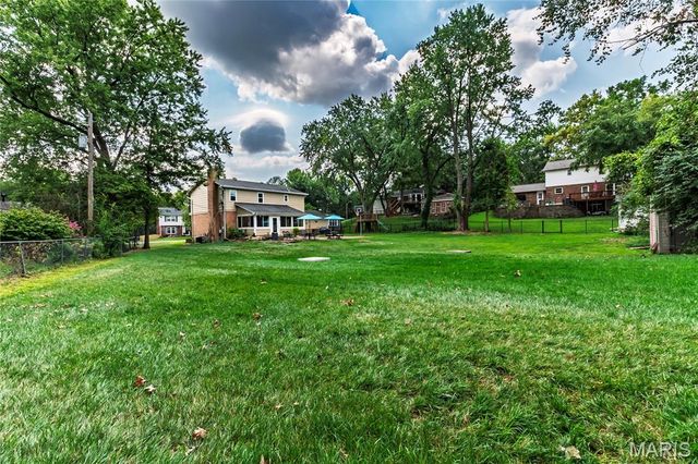 9047 Lowill Lane, Crestwood, MO 63126