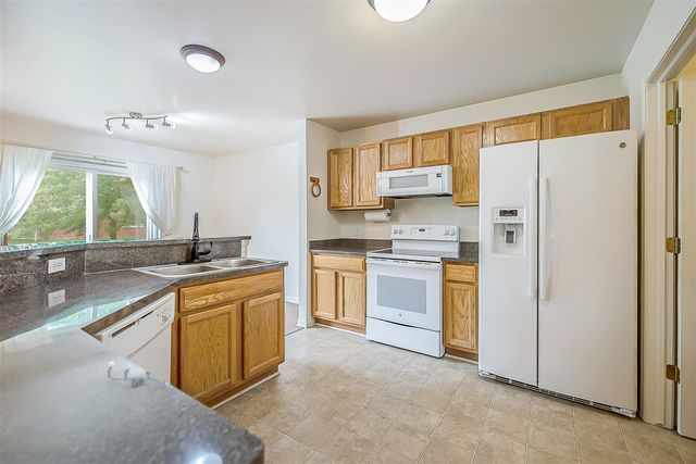 2677 Brooklyn Drive, Ypsilanti, MI 48198