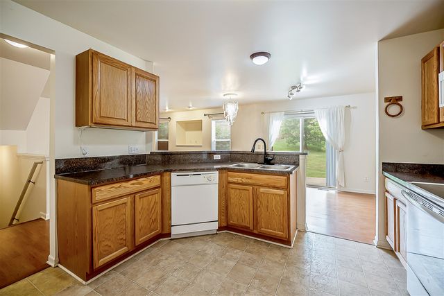 2677 Brooklyn Drive, Ypsilanti, MI 48198