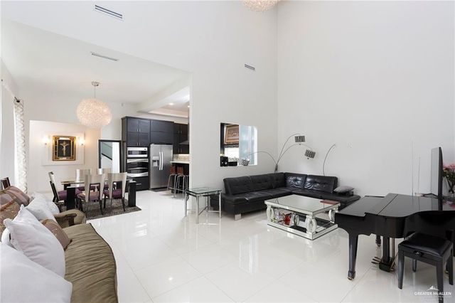 2806 Cassandra Street, Mission, TX 78572