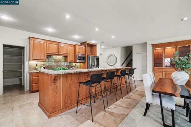 5666 Oakmont Ct, Discovery Bay, CA 94505