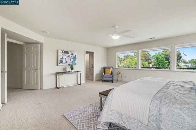 5666 Oakmont Ct, Discovery Bay, CA 94505