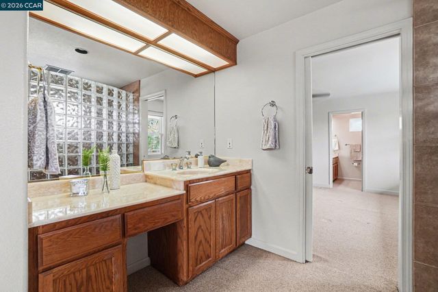 5666 Oakmont Ct, Discovery Bay, CA 94505