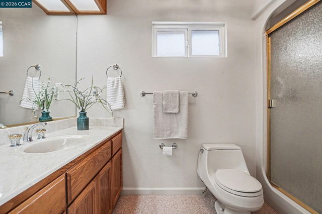 5666 Oakmont Ct, Discovery Bay, CA 94505