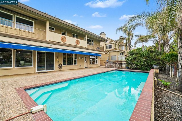 5666 Oakmont Ct, Discovery Bay, CA 94505