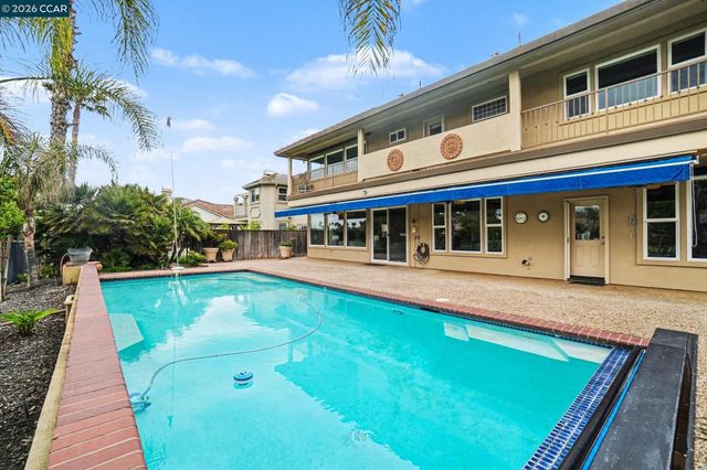 5666 Oakmont Ct, Discovery Bay, CA 94505