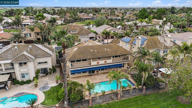 5666 Oakmont Ct, Discovery Bay, CA 94505