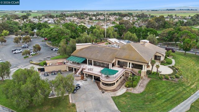 5666 Oakmont Ct, Discovery Bay, CA 94505