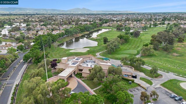 5666 Oakmont Ct, Discovery Bay, CA 94505