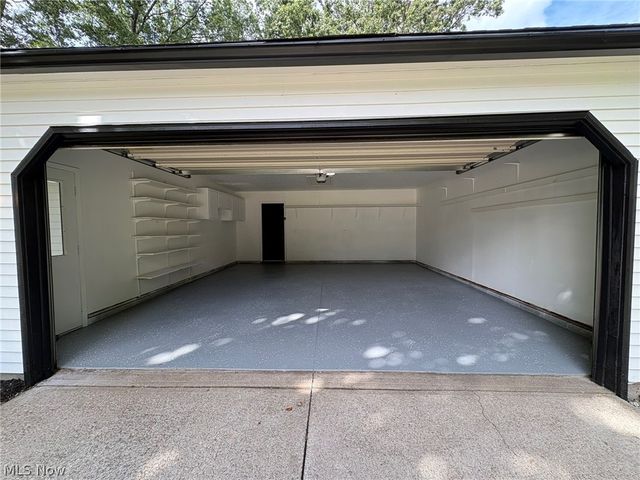 32610 Greenwood Drive, Avon Lake, OH 44012