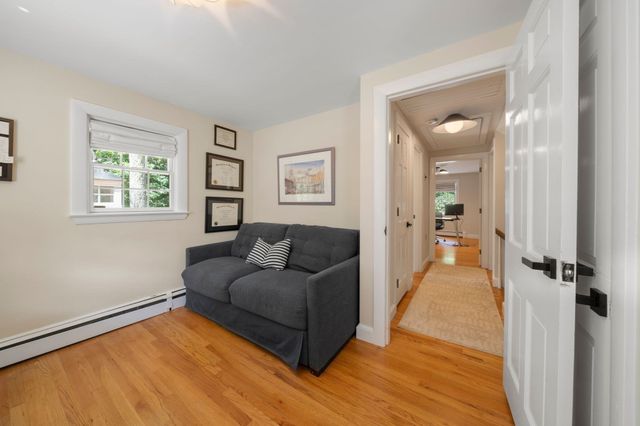 14 Thoreau Rd, Acton, MA 01720