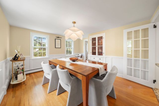 14 Thoreau Rd, Acton, MA 01720