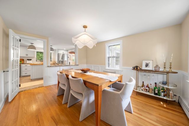 14 Thoreau Rd, Acton, MA 01720