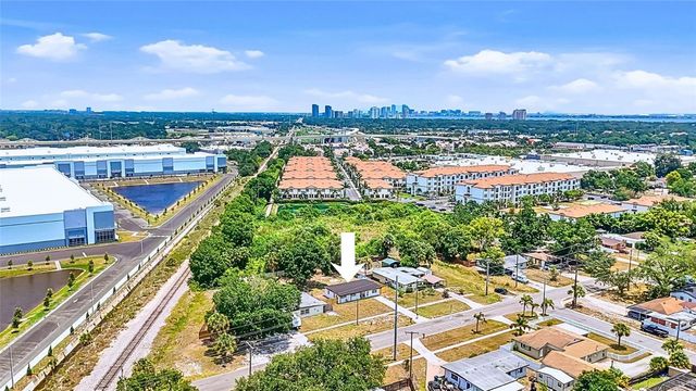 4103 W PEARL AVENUE, Tampa, FL 33611