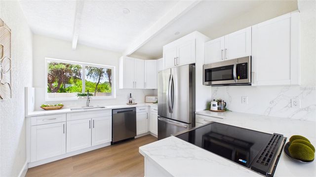 4103 W PEARL AVENUE, Tampa, FL 33611