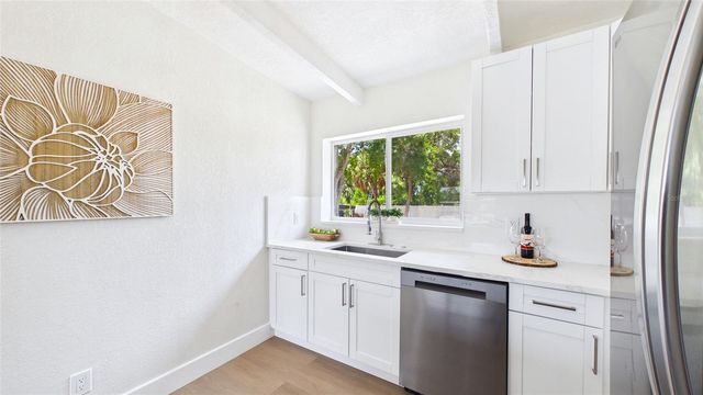 4103 W PEARL AVENUE, Tampa, FL 33611