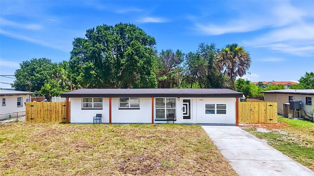 4103 W PEARL AVENUE, Tampa, FL 33611