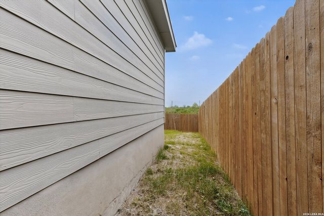 10418 TORROJA WAY, Converse, TX 78109