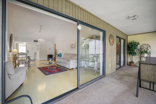 715 BIRD BAY CIRCLE 120, Venice, FL 34285