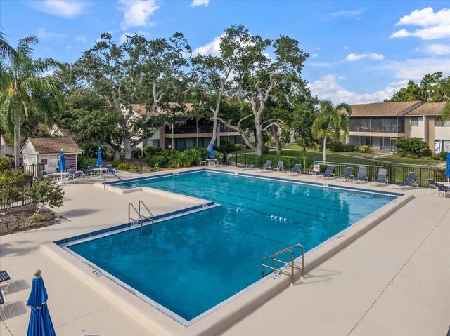 715 BIRD BAY CIRCLE 120, Venice, FL 34285