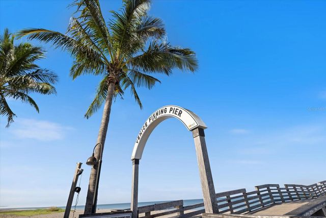 715 BIRD BAY CIRCLE 120, Venice, FL 34285