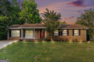 2958 Holcomb Court, East Point, GA 30344