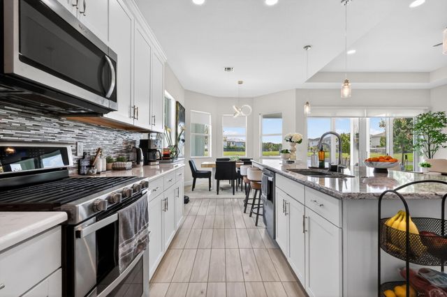 4636 Woodland Way, Westlake, FL 33470