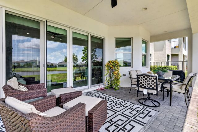 4636 Woodland Way, Westlake, FL 33470