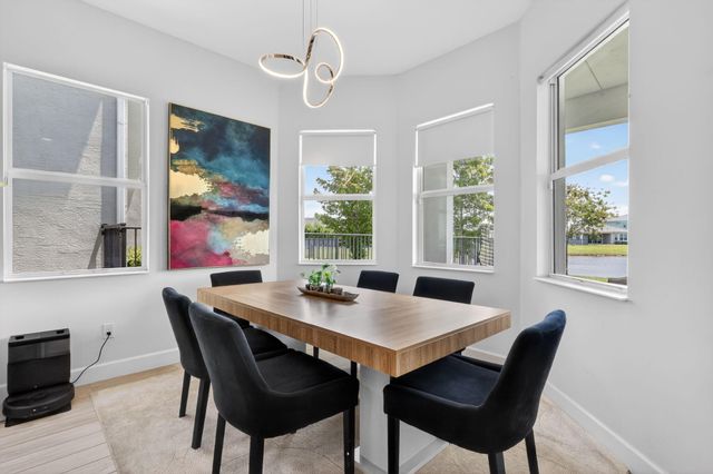 4636 Woodland Way, Westlake, FL 33470