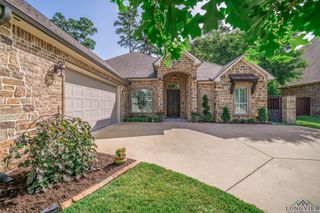 1600 San Augustine Ln, Longview, TX 75604