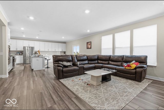 1986 McCormick Drive, Greenwood, IN 46143