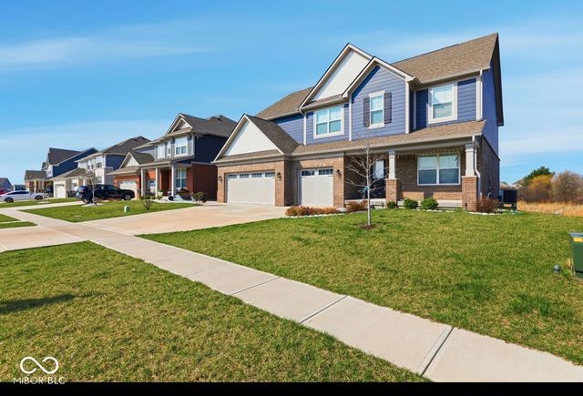 1986 McCormick Drive, Greenwood, IN 46143