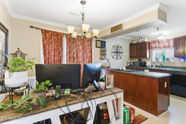 1417 Wilson Rd, Knoxville, TN 37912