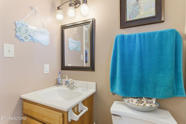 1417 Wilson Rd, Knoxville, TN 37912