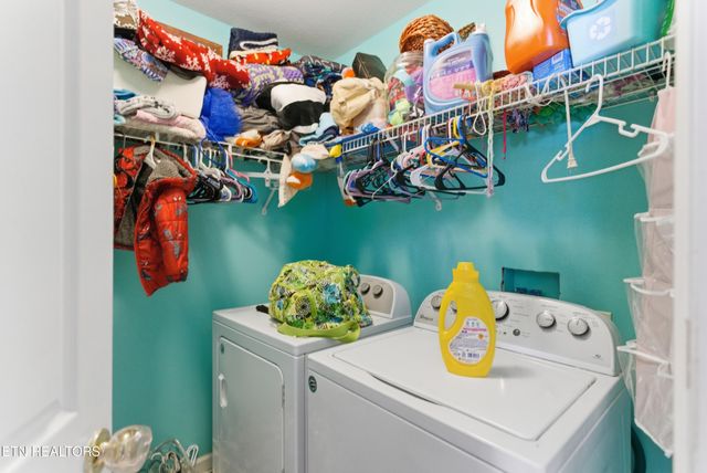 1417 Wilson Rd, Knoxville, TN 37912