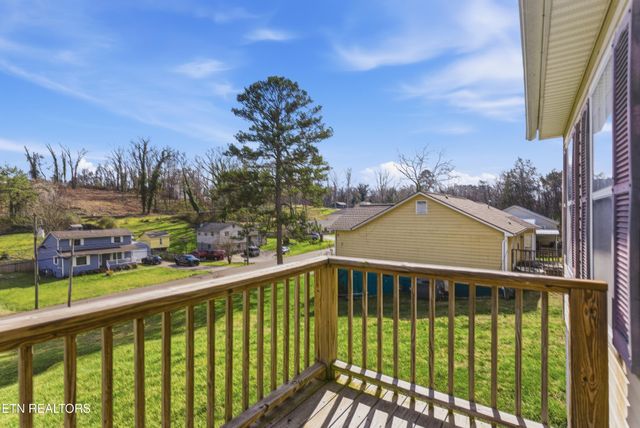 1417 Wilson Rd, Knoxville, TN 37912