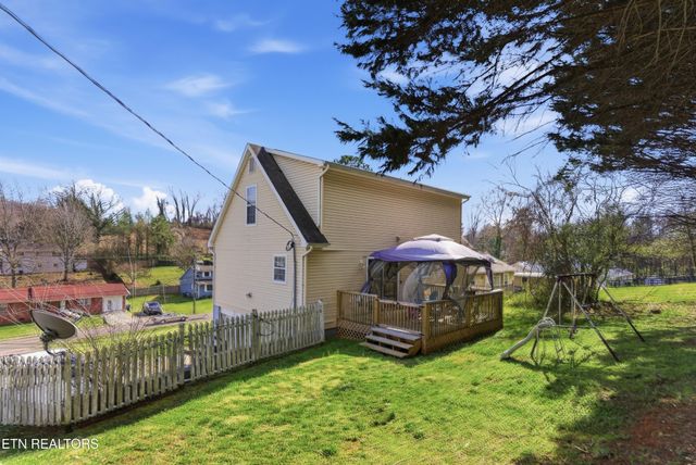 1417 Wilson Rd, Knoxville, TN 37912