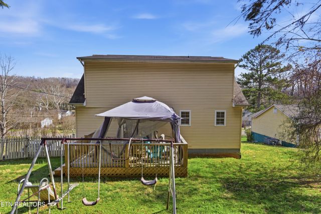 1417 Wilson Rd, Knoxville, TN 37912