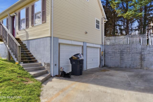 1417 Wilson Rd, Knoxville, TN 37912