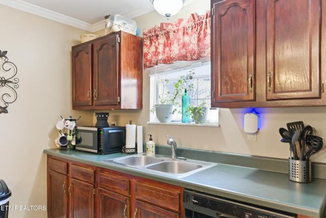 1417 Wilson Rd, Knoxville, TN 37912