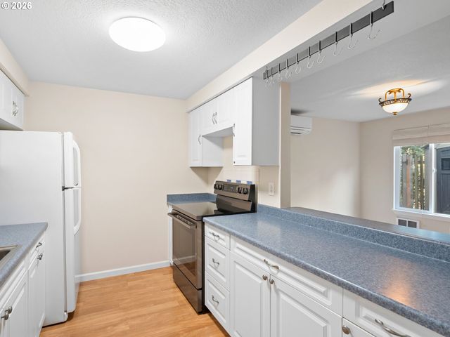 9630 Sw MARJORIE Ln 1, Beaverton, OR 97008