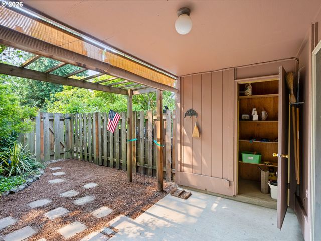 9630 Sw MARJORIE Ln 1, Beaverton, OR 97008