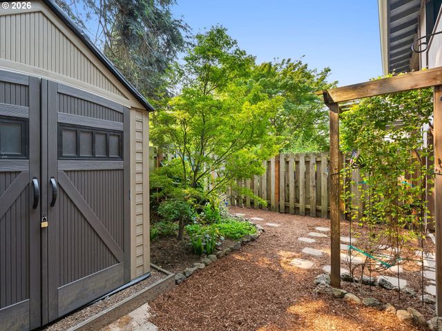 9630 Sw MARJORIE Ln 1, Beaverton, OR 97008