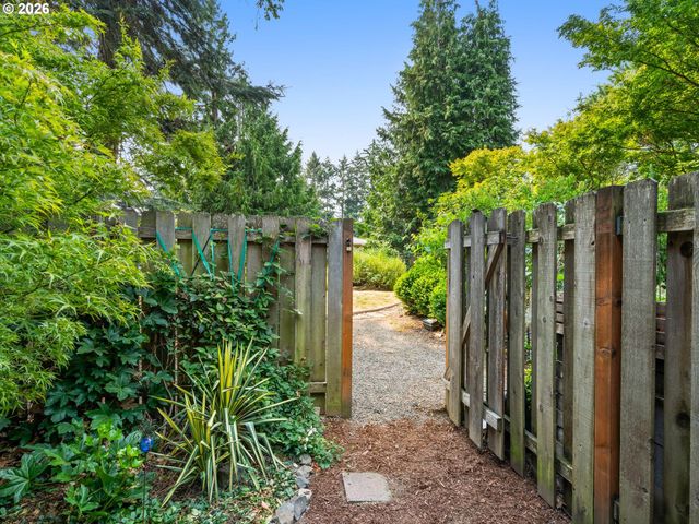 9630 Sw MARJORIE Ln 1, Beaverton, OR 97008
